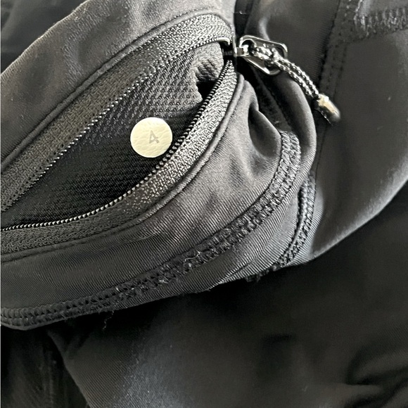 Lululemon Mesh Leggings - Picture 13 of 13